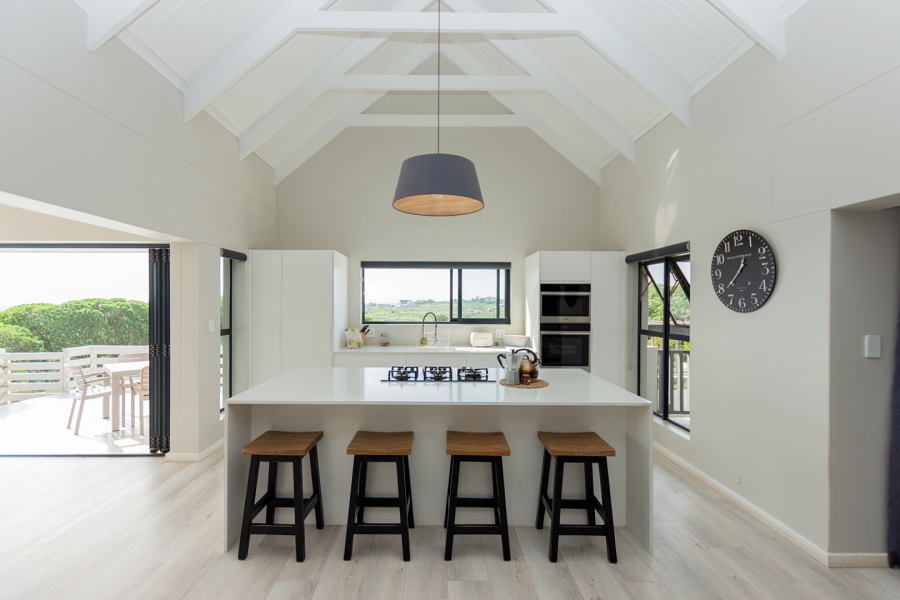 9 Bedroom Property for Sale in Olifantskop Western Cape